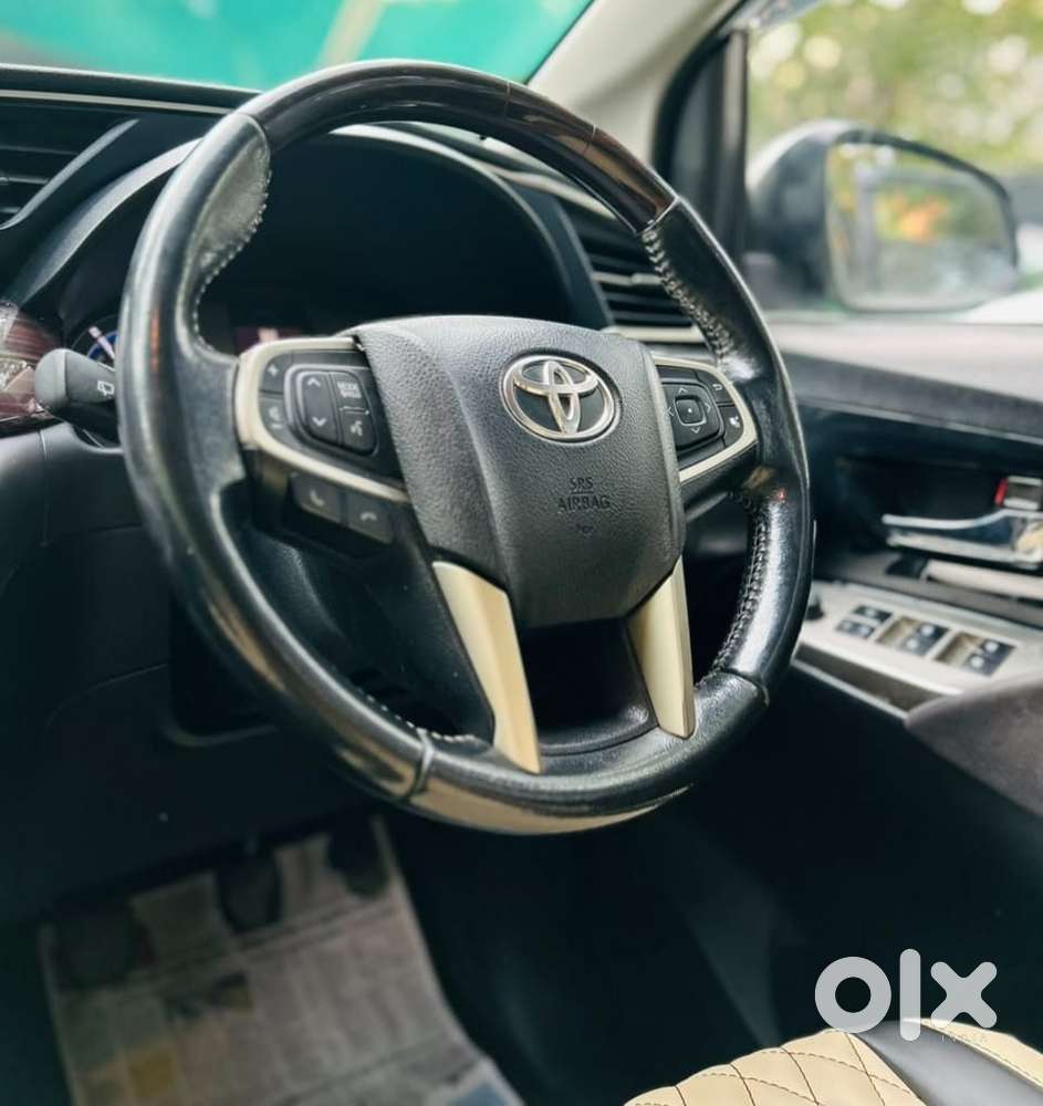 Toyota Innova Crysta 2.4 V, 2017, Diesel