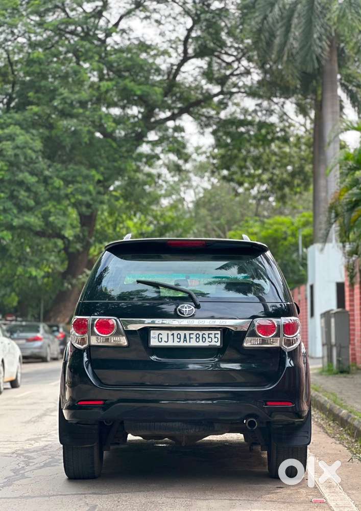 Toyota Fortuner Legender 2016 Diesel 95000 Km Driven