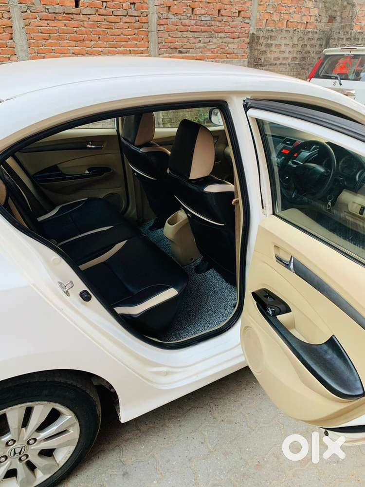 Honda City (2012)
