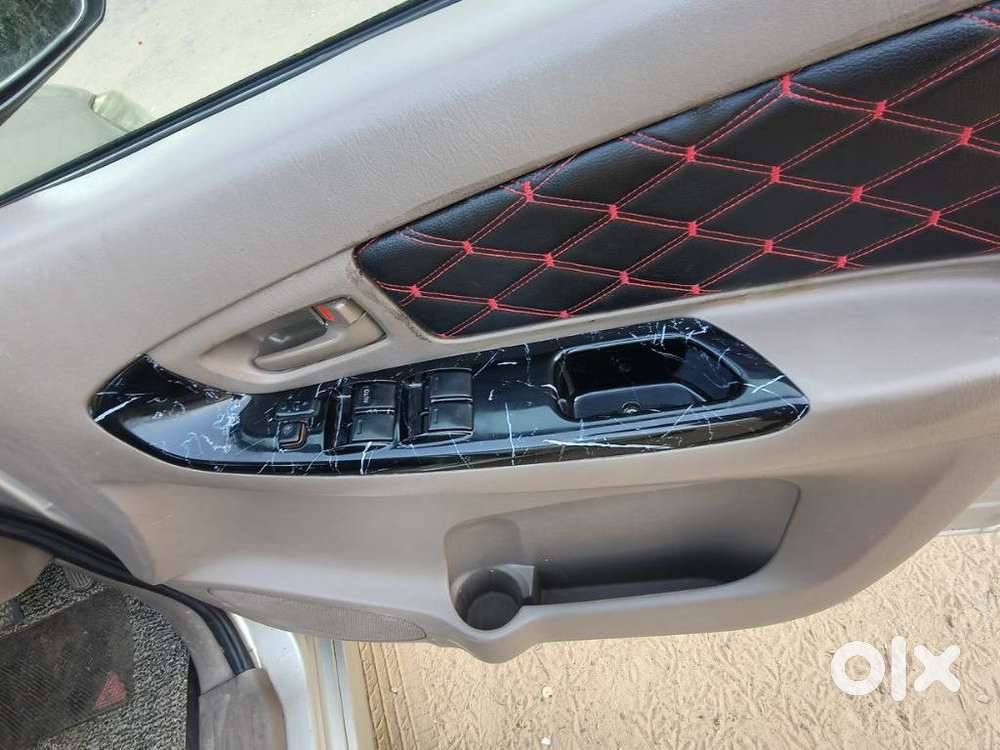 Toyota Innova 2.5 Gx (diesel) 8 Seater Bs Iv, 2015, Diesel