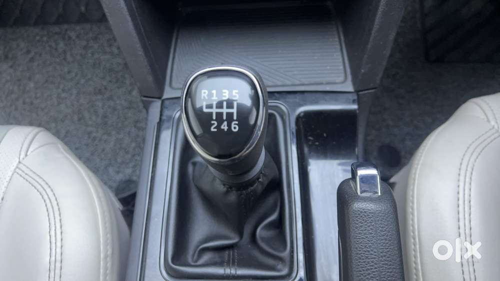 Mahindra Xuv700 2.2 Ax 5 Diesel Mt 7 Str, 2023, Diesel