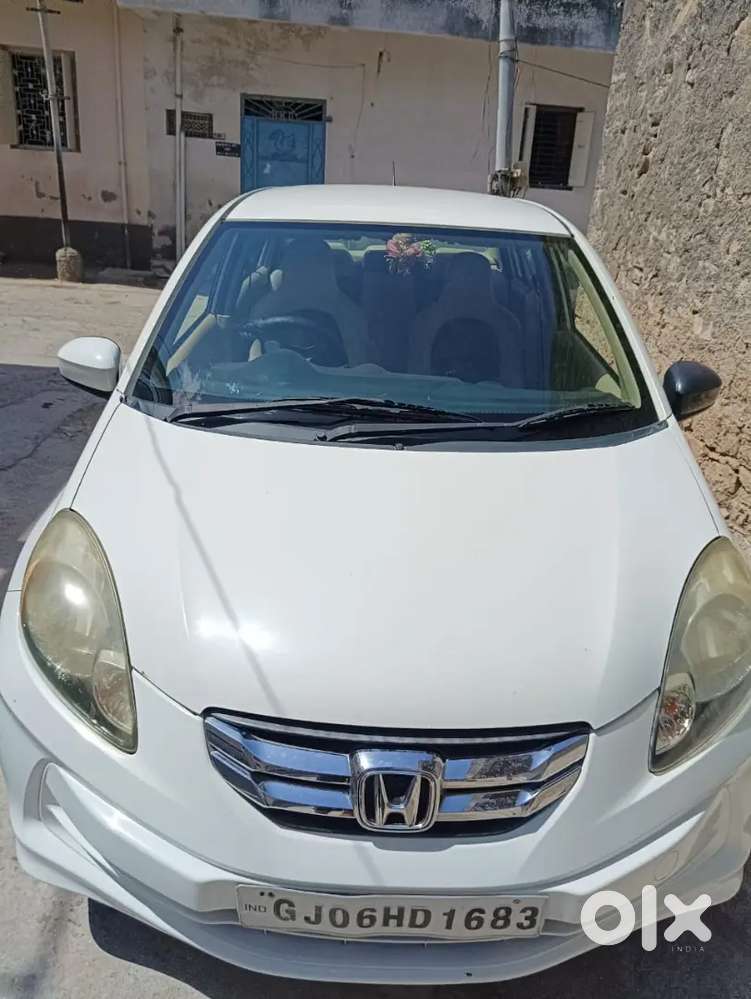 Honda Amaze 2013 Petrol Well Maintained