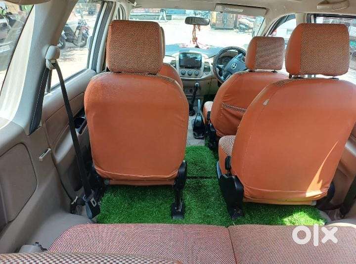Toyota Innova 2.5 G (diesel) 7 Seater, 2016