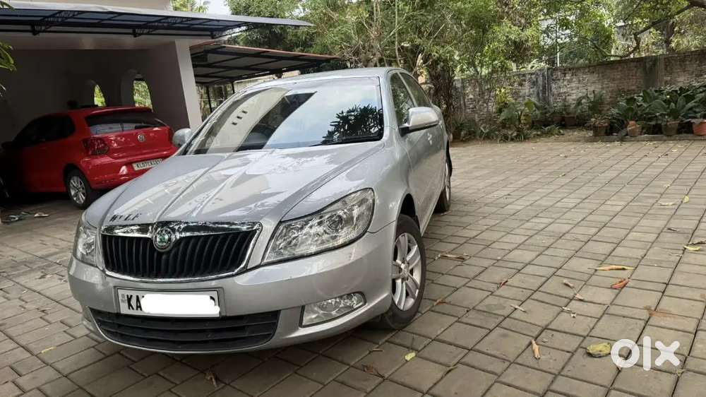 Skoda Laura 2011 Diesel 128000 Km Driven