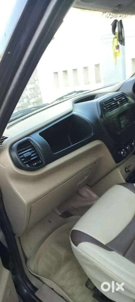 Mahindra Tuv 300 2016 Diesel 91000 Km Driven