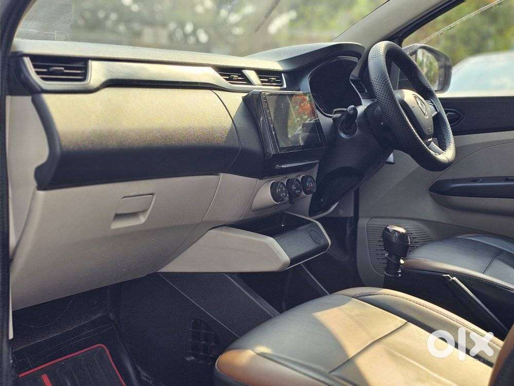 Renault Triber Others, 2023, Petrol