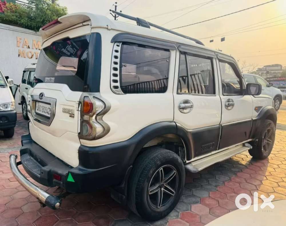 Mahindra Scorpio, 2015, Diesel