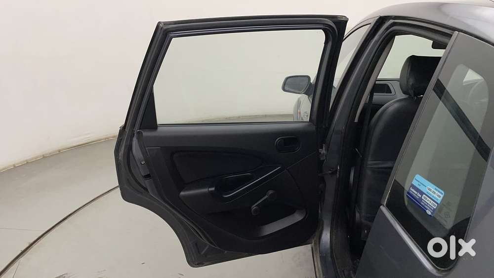 Ford Figo 2010-2012 Petrol Exi, 2015, Petrol