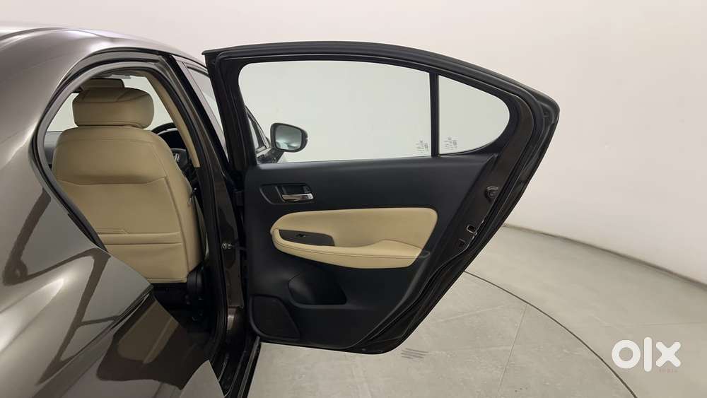 Honda City 1.5 Zx Cvt I-vtec, 2022, Petrol