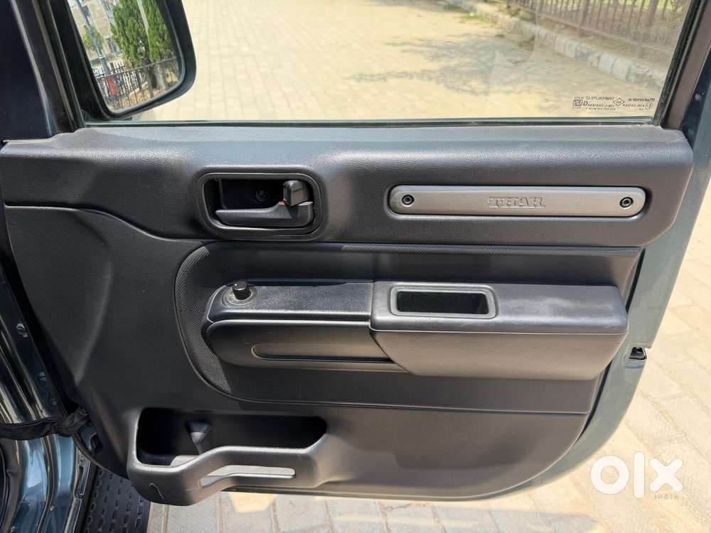 Mahindra Thar Lx 4-str Convertible At, 2021, Petrol