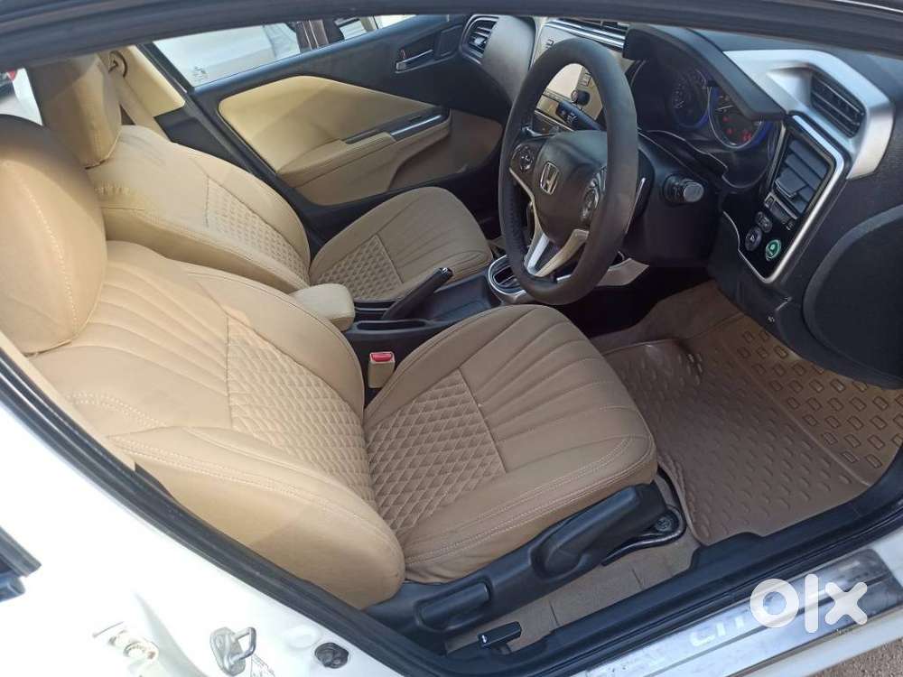 Honda City V At Sunroof I-vtec, 2016, Petrol