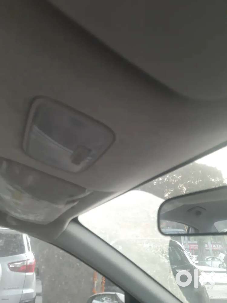 Hyundai Aura 2025 Cng & Hybrids 4000 Km Driven