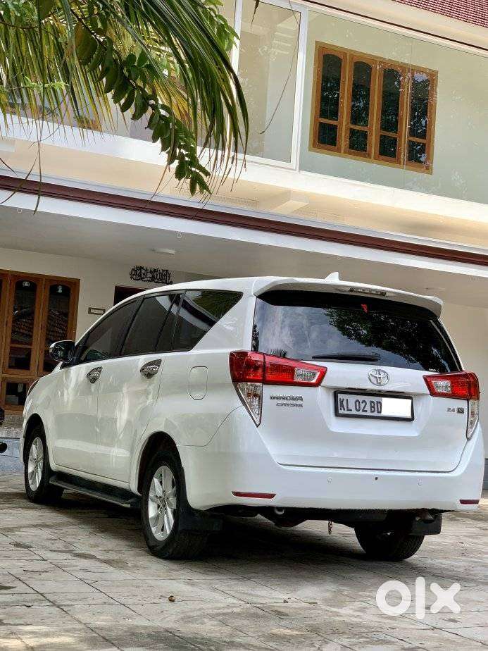 Toyota Innova Crysta 2.4 Gx Limited Edition 7 Str, 2017, Diesel