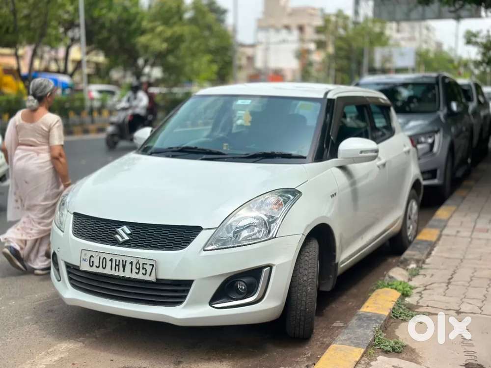 Maruti Suzuki Swift Vxi Optional, 2017, Petrol