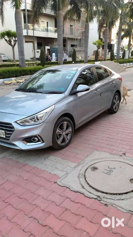 Hyundai Verna 1.5 S Vtvt, 2019, Petrol
