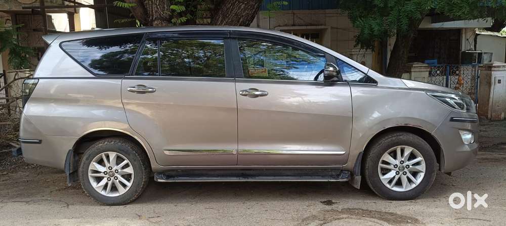Toyota Innova Crysta 2.4 V 8 Str, 2018, Diesel