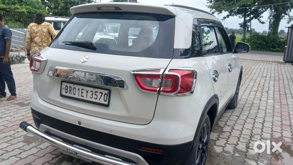 Maruti Suzuki Brezza 1.5 Zxi At Smart Hybrid, 2020