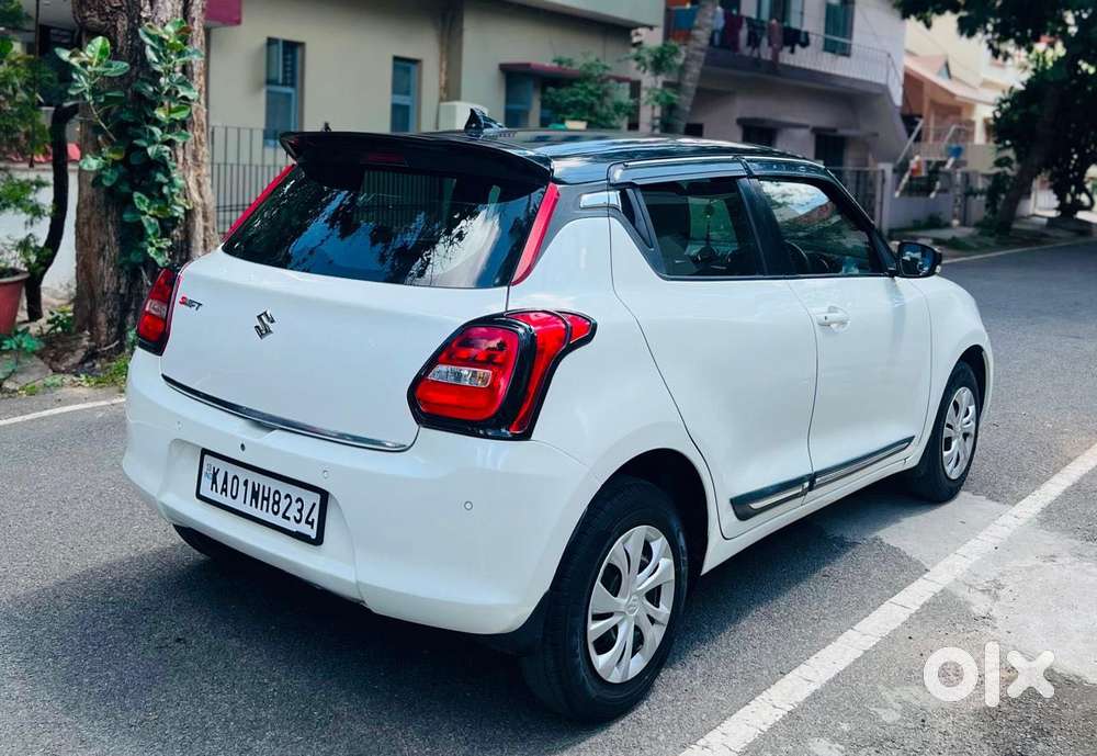Maruti Suzuki Swift Vxi Optional, 2020, Petrol