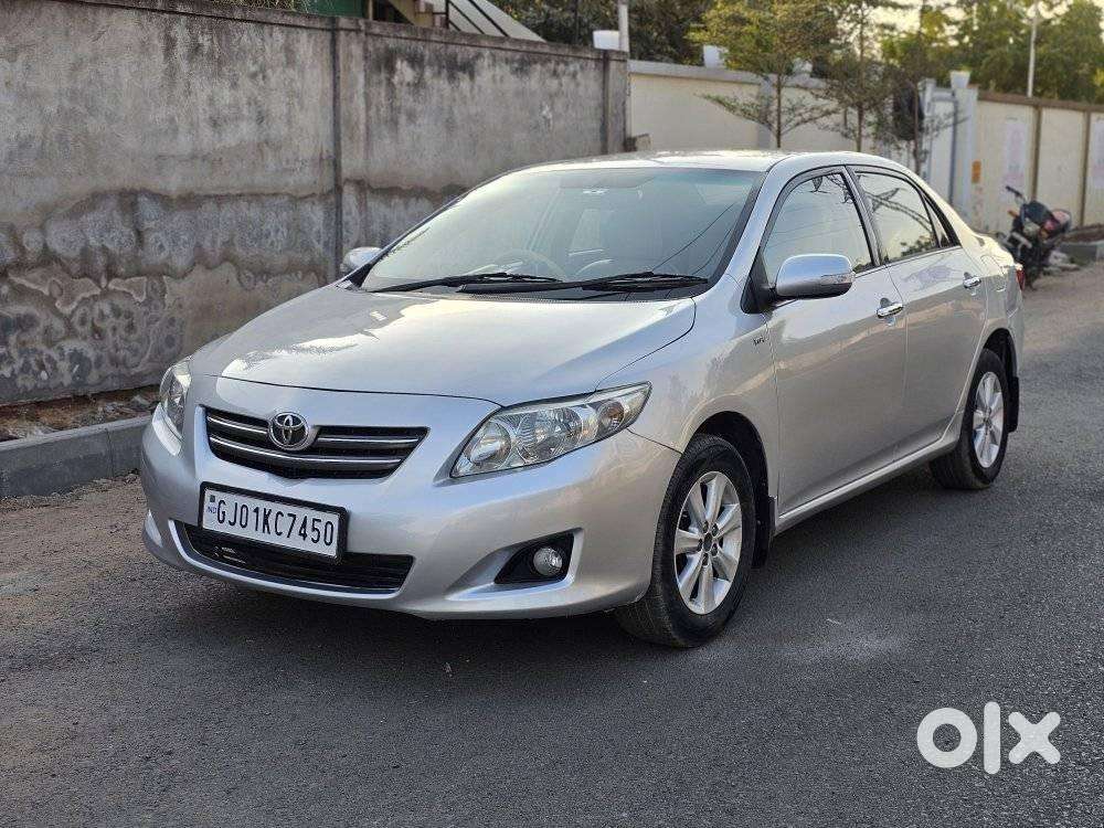 Toyota Corolla Altis 1.8 G Cng, 2010, Cng & Hybrids