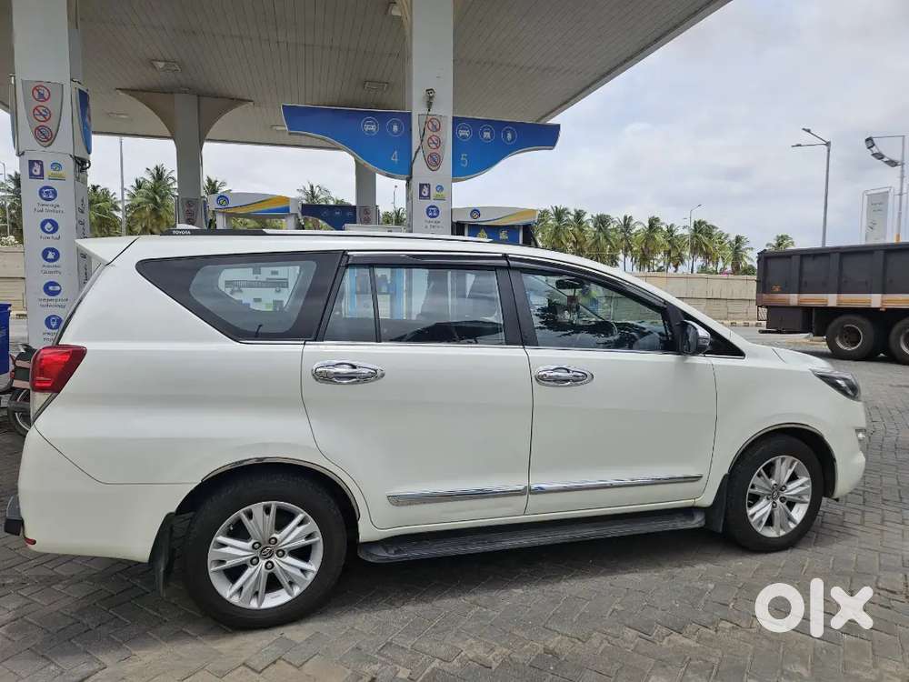Toyota Innova Crysta 2018 2.4 Zx Diesel