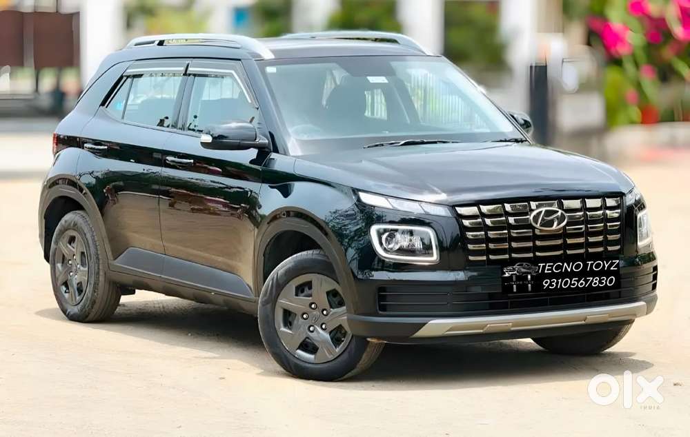 Hyundai Venue S 1.2 Petrol, 2022, Petrol