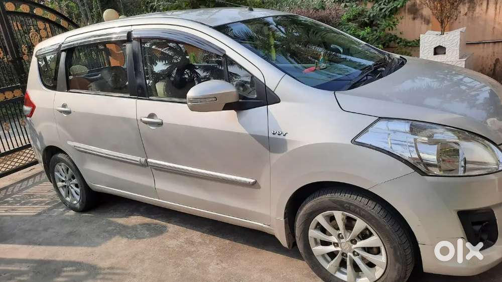 Maruti Suzuki Ertiga Zxi 2013 Petrol 160000 Km Driven