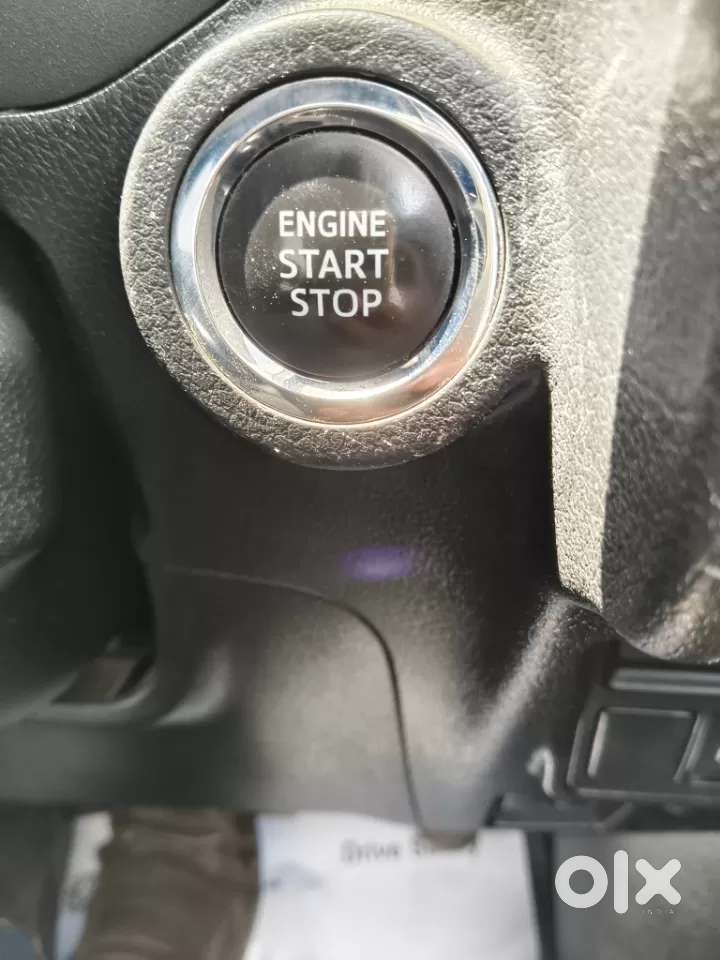 Toyota Innova Crysta 2.8 Zx At 7 Seater, 2016, Diesel