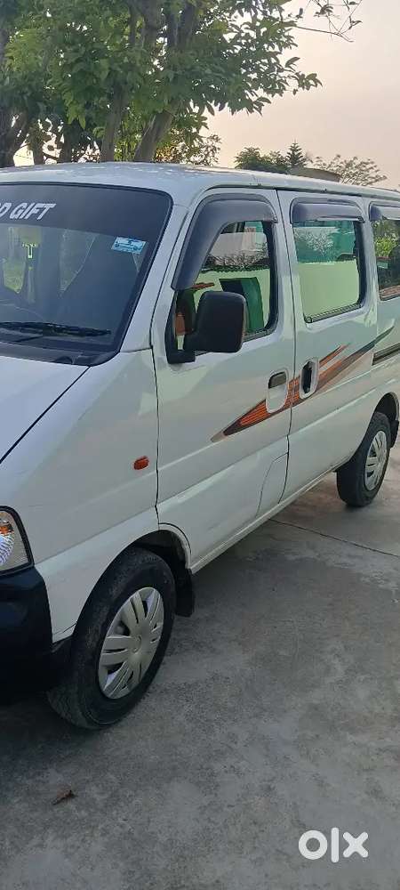 Maruti Suzuki Eeco 2022 Petrol 50000 Km Driven