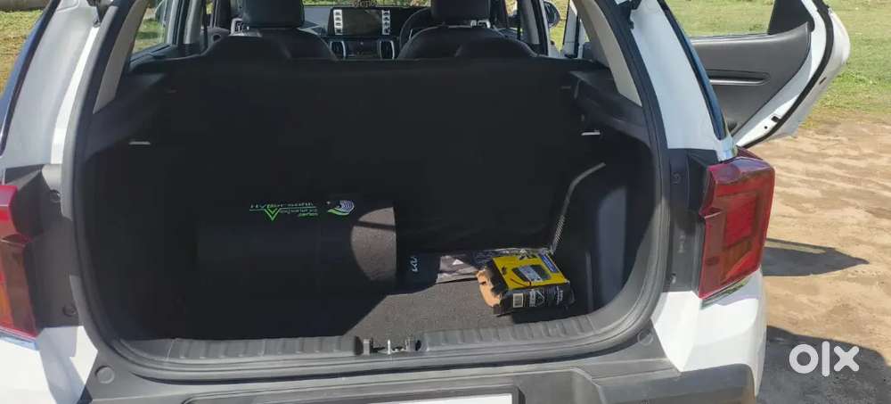 Kia Sonet 2025 Petrol 5000 Km Driven