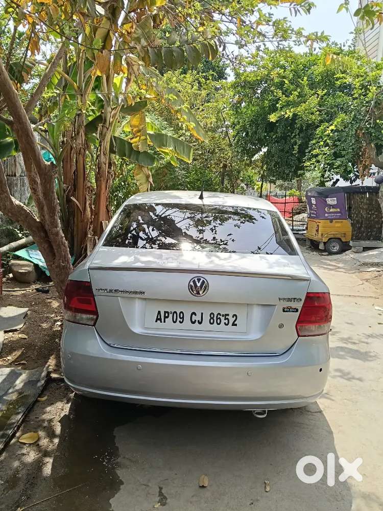 Volkswagen Vento 2011   2012 Rigisteshan