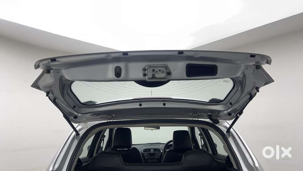 Tata Tiago Xz, 2017, Petrol