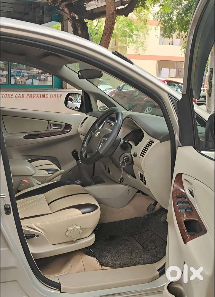 Toyota Innova 2.5 V 7 Str, 2013, Diesel