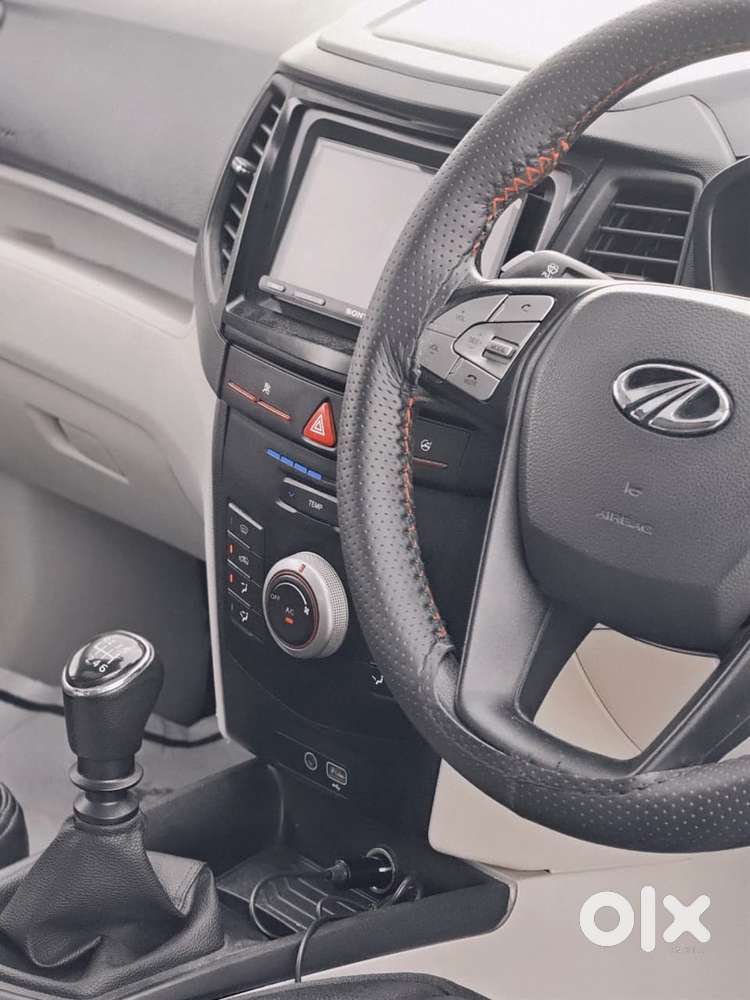 Mahindra Xuv300 1.5 W6 2022
