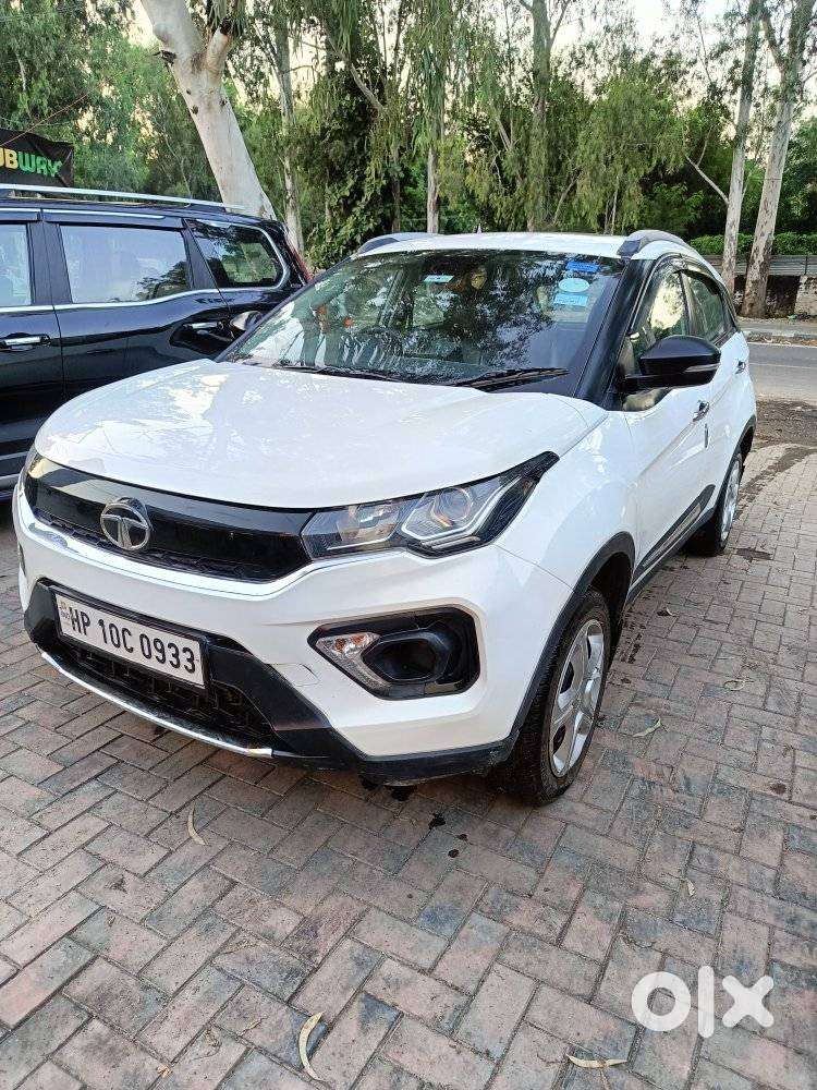 Tata Nexon 1.2 Revotron Xm (s), 2023, Petrol