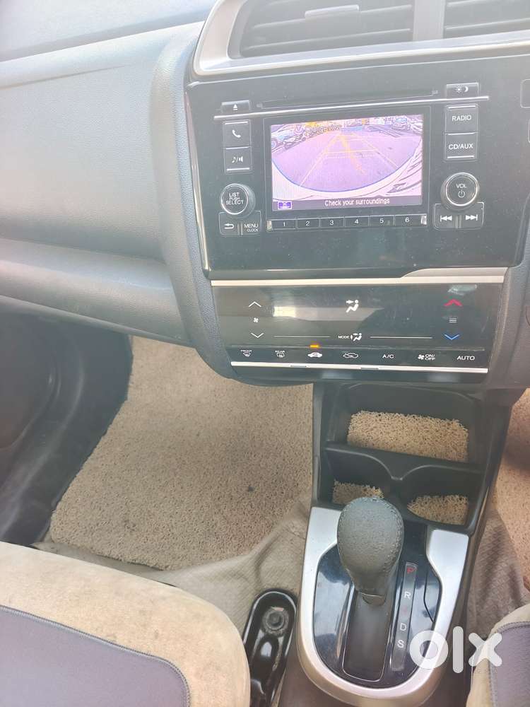 Honda Jazz V Cvt, 2015, Petrol