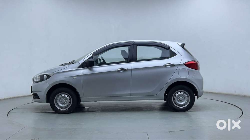 Tata Tiago Xe, 2016, Petrol