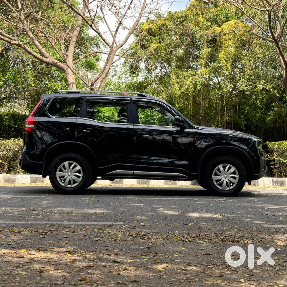 Mahindra Scorpio N Z2 Petrol Mt 7 Str, 2024, Petrol