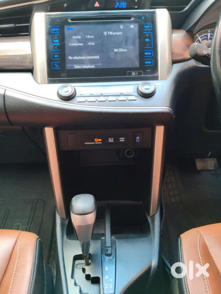 Toyota Innova Crysta 2.8 Z, 2016, Diesel