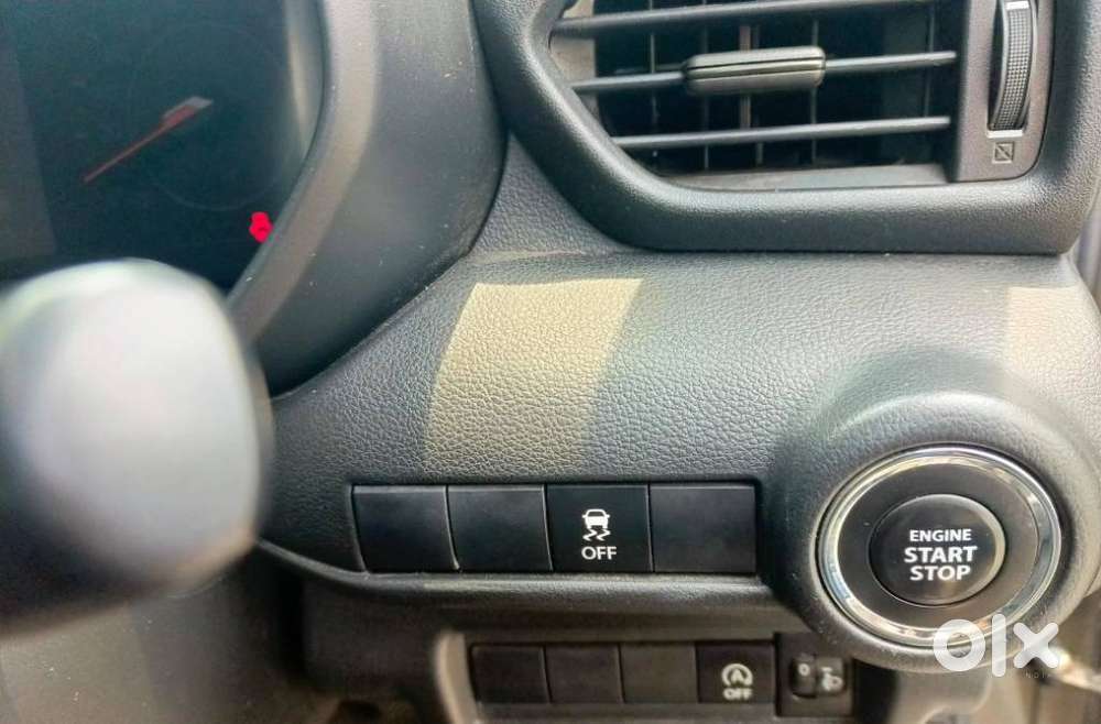Maruti Suzuki Swift Vxi Ags, 2025, Petrol