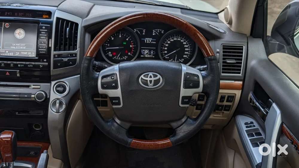 Toyota Land Cruiser [ ] 4.5 Vx Lc 200, 2012, Diesel