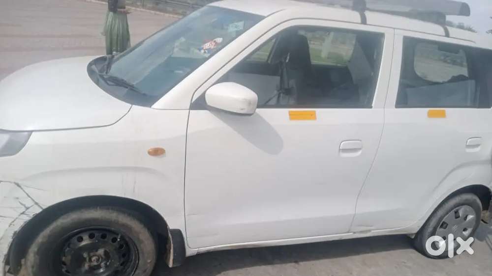 Badi Gadi Leni Hai