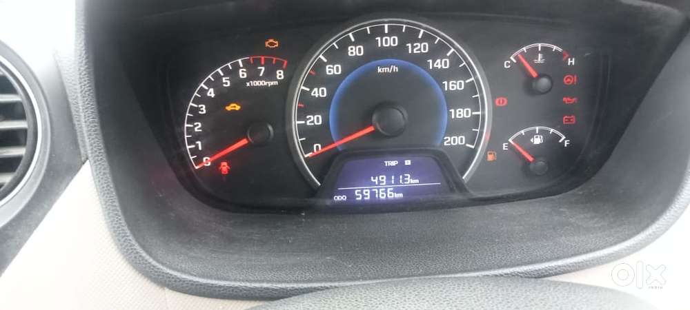 Hyundai Grand I10 Sportz, 2016, Petrol