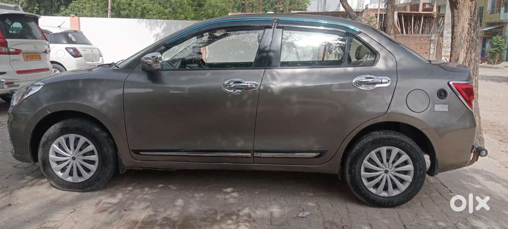 Maruti Suzuki Dzire 1.2 Vxi Cng, 2023, Cng & Hybrids