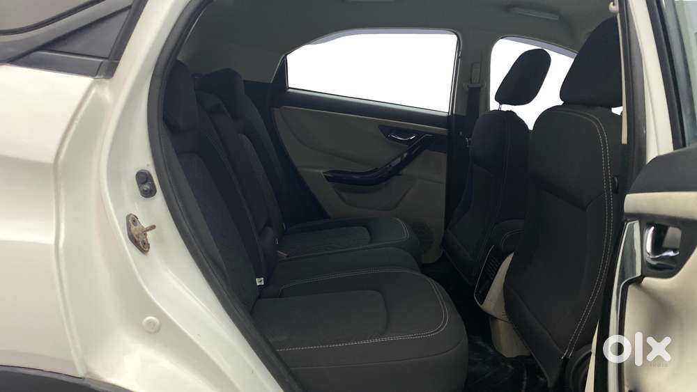 Tata Nexon 1.2 Revotron Xza Plus, 2022, Petrol