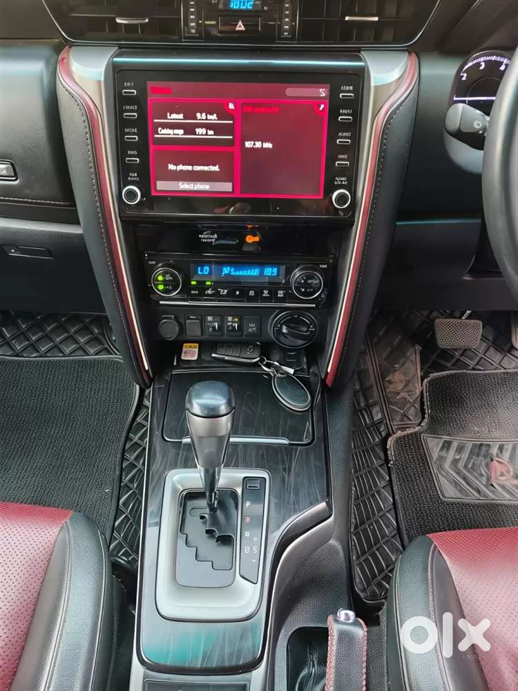 Toyota Fortuner Legender, 2023, Diesel