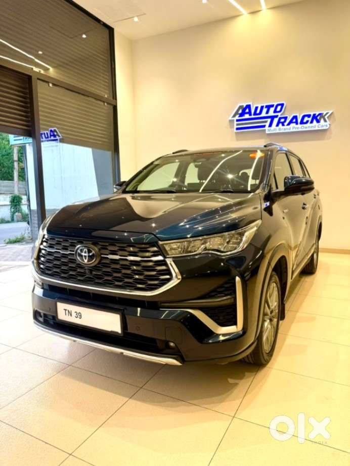 Toyota Innova Hycross 2.0 Zx Hybrid 7 Str, 2024, Petrol