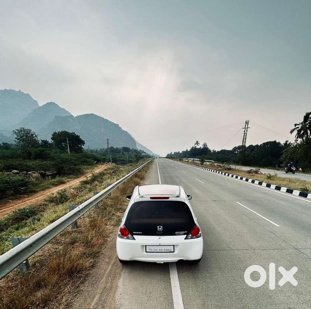 Honda Brio 2014 Petrol Well Maintained