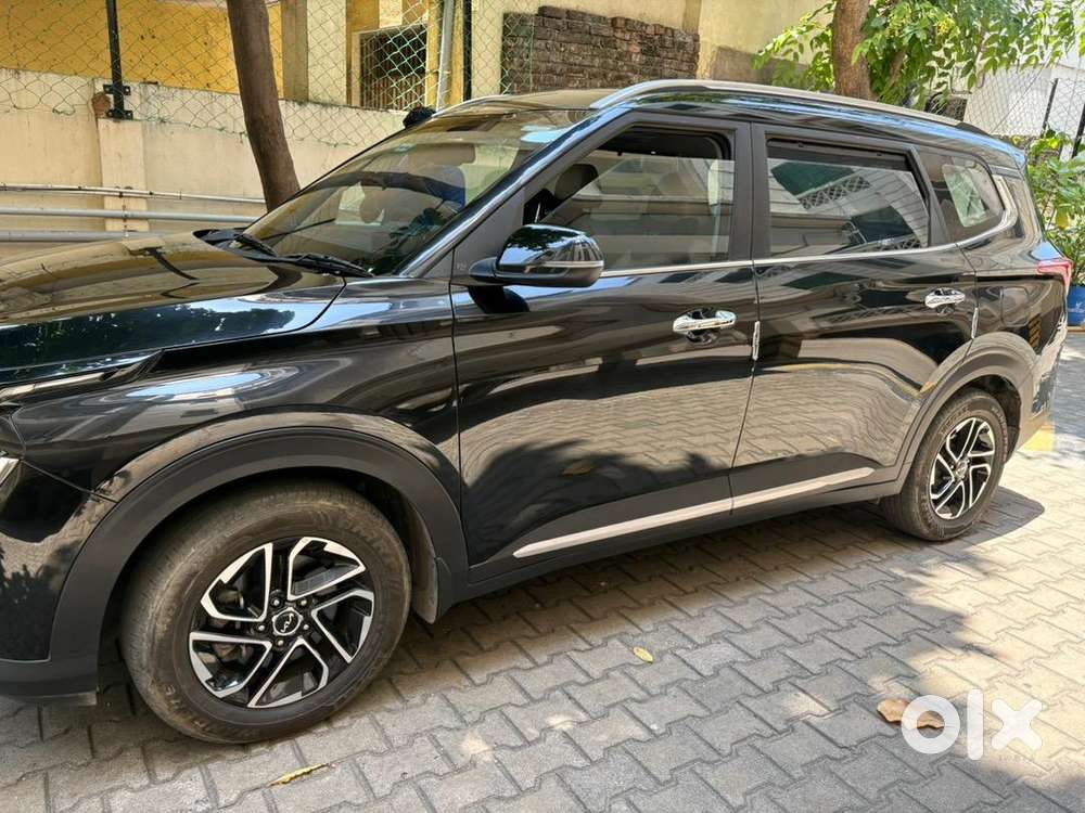Kia Carens Luxury Plus 2023 Diesel Imt 16000 Km Driven