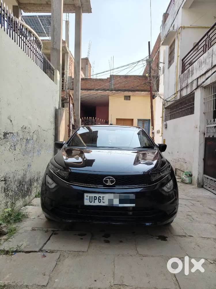 Tata Altroz Xz Plus Dark Edition 19000km Driven