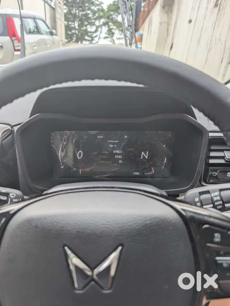 Sky Roof, Good Infotainment System